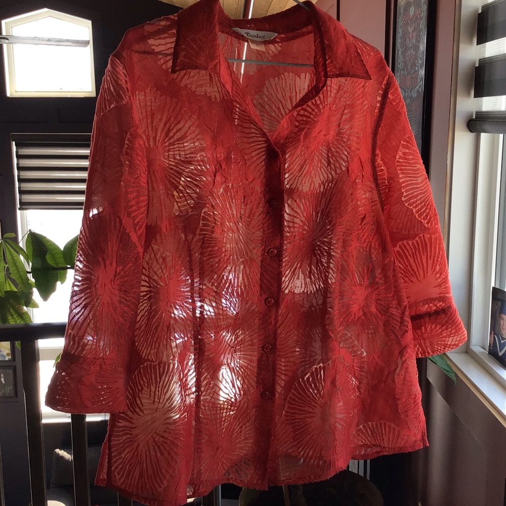 Cool Red lace blouse / cover up. EUC!